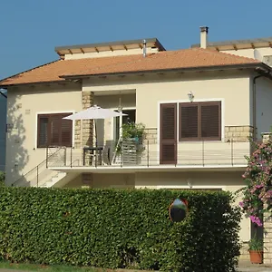 Apartment “bouganville” Loc Avane Pisa, Vecchiano